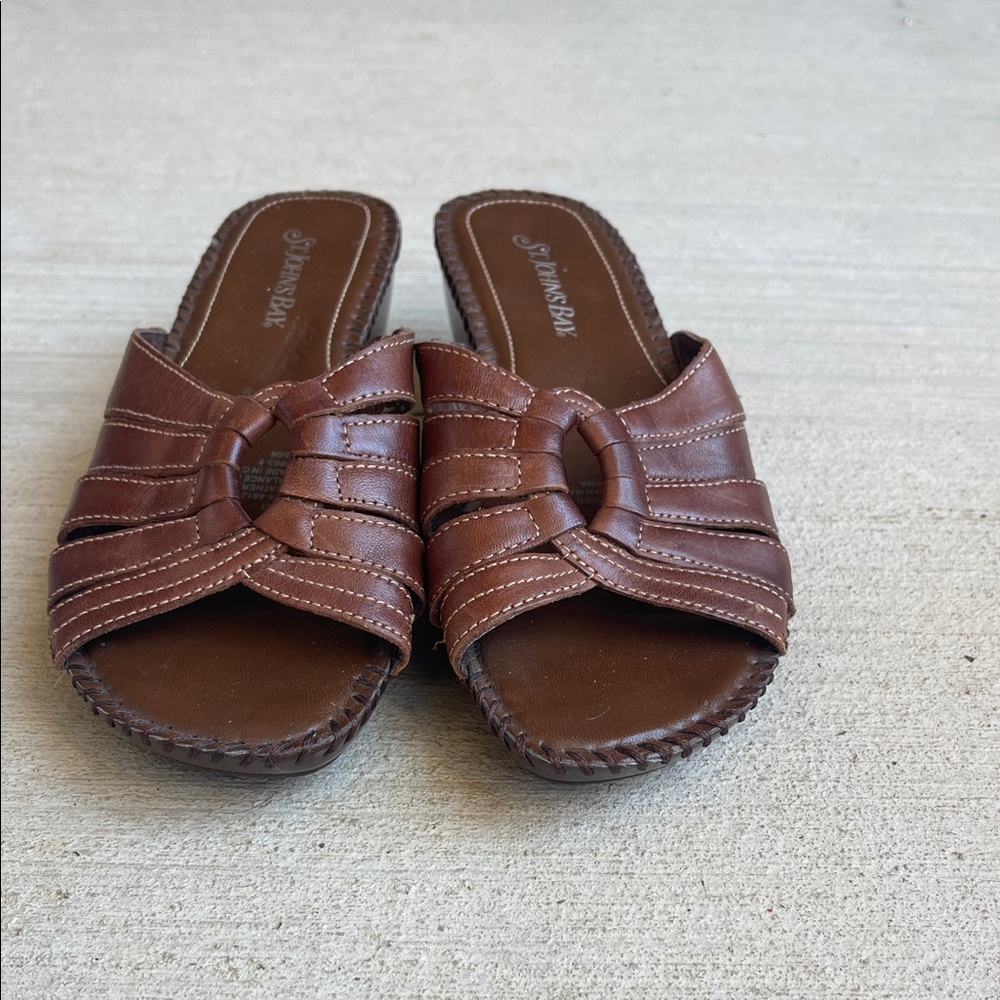 St. John's Bay Tan Leather Women Sandals